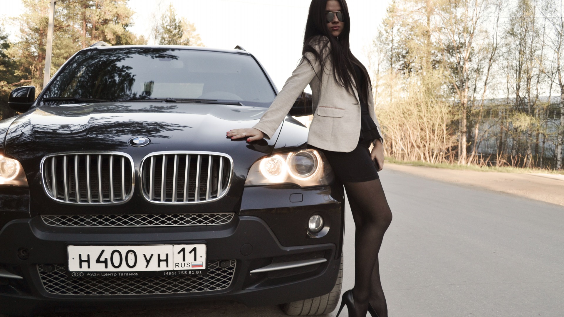 BMW x3 Эльвира. BMW e70 girl. БМВ х5 е70 и девушки. Девушка на БМВ х5 Кравец.