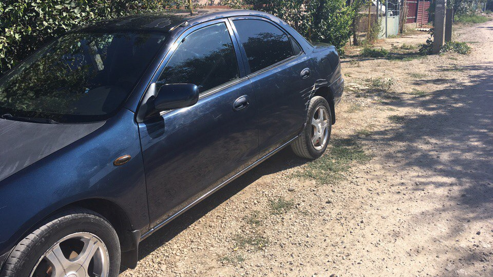 Mazda 323