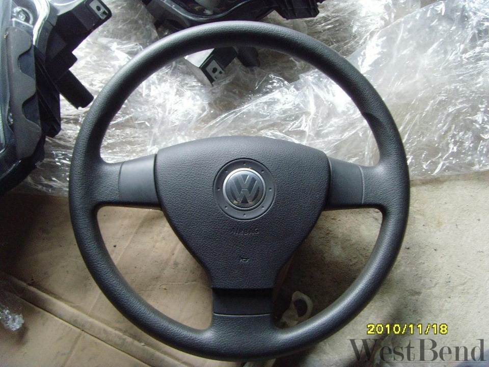 VW T5 Steering Wheel Air Bag Removal From My 2006 T5, the trick is the twist. - 