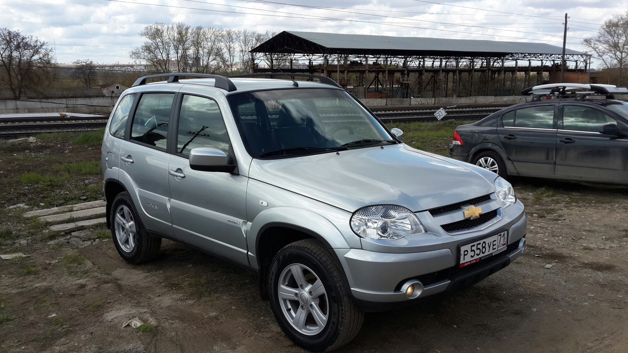 Chevrolet Niva GLC