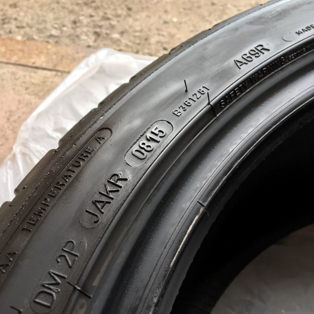 Шины 245 30 r20 недорого. Шина Dunlop SP Sport Maxx Treadwear. Dunlop Sport Maxx RT 245/40 r18. Dunlop SP Sport Maxx RT Treadwear. Резина Dunlop Maxx RT.