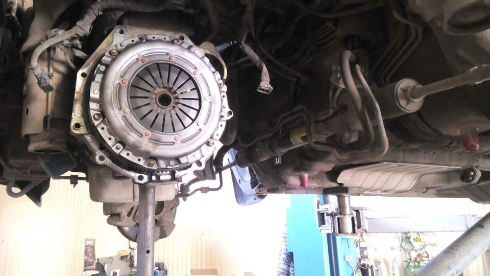 Замена сцепления — KIA Sportage (2G), 2 л, 2006 года | визит на сервис ...