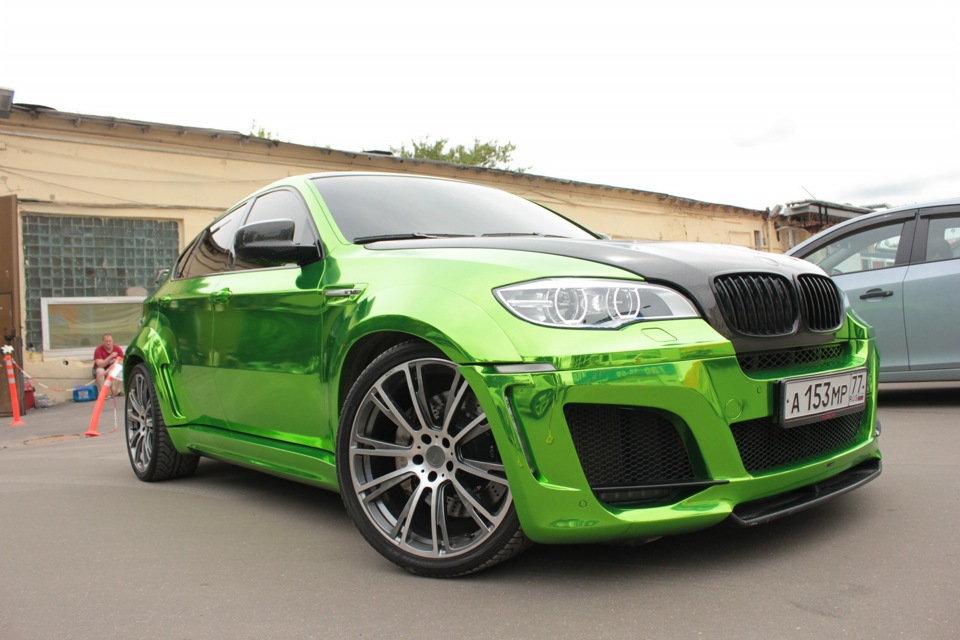 Дивный изумруд или просто BMW X6M CLR 650 Lumma в зеленом хроме! 