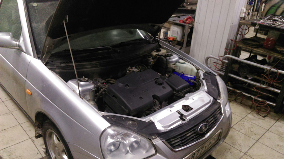 Замена масла и регулировка фар — LADA Приора седан, 1,6 л., 2008 года ...