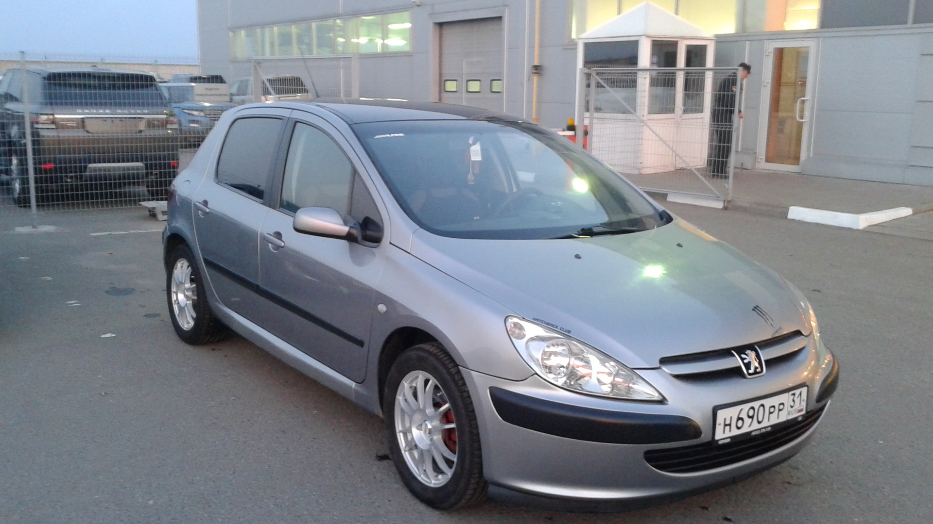 6. Peugeot 307. Пежо 307 хэтчбек 2001. Peugeot 307 2007. Пежо 307 2005г.