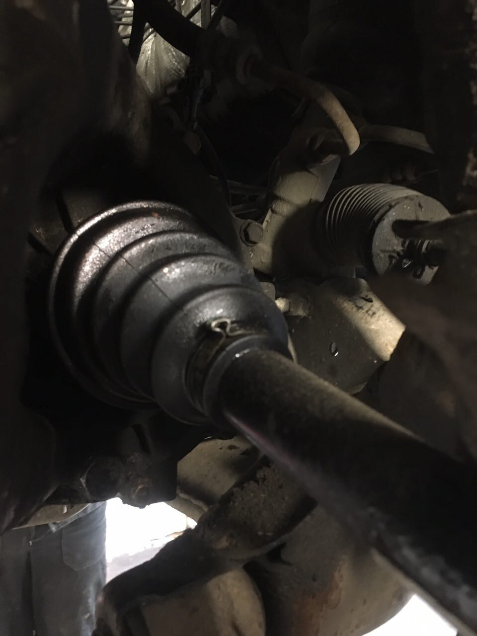 Замена пыльника шруса чери тигго. Пыльник шруса чери тигго т11. Пыльник шруса чери тигго 4. Замена пыльника шруса чери тигго. Замена пыльника шруса чери тигго.