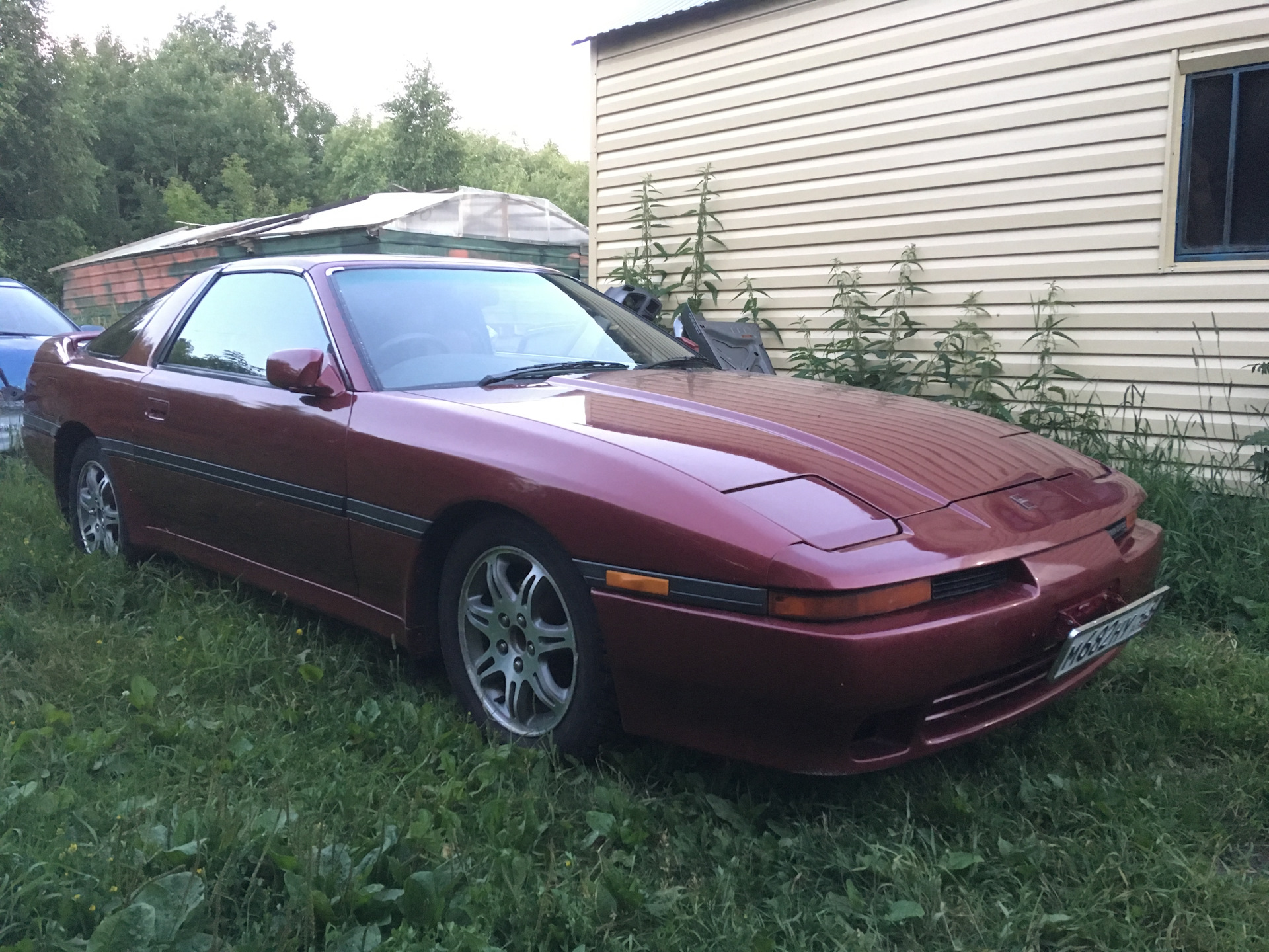 Supra 1990