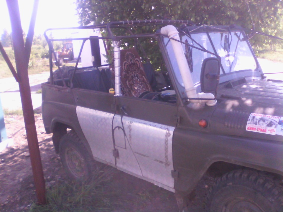 Еще со старым шнорком. — УАЗ 469