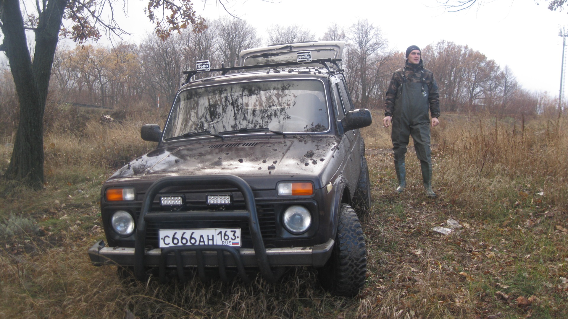 Lada 4x4 3D 1.7 бензиновый 2010 | 