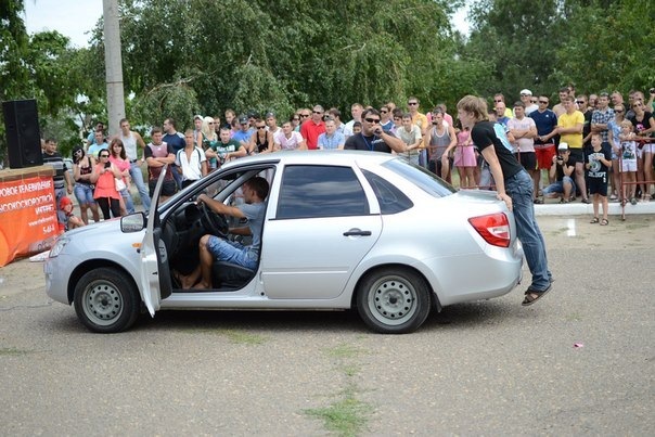 мой первый этап в автозвуке эмма 2013 г.камышин — Lada Гранта, 1,6 л ...