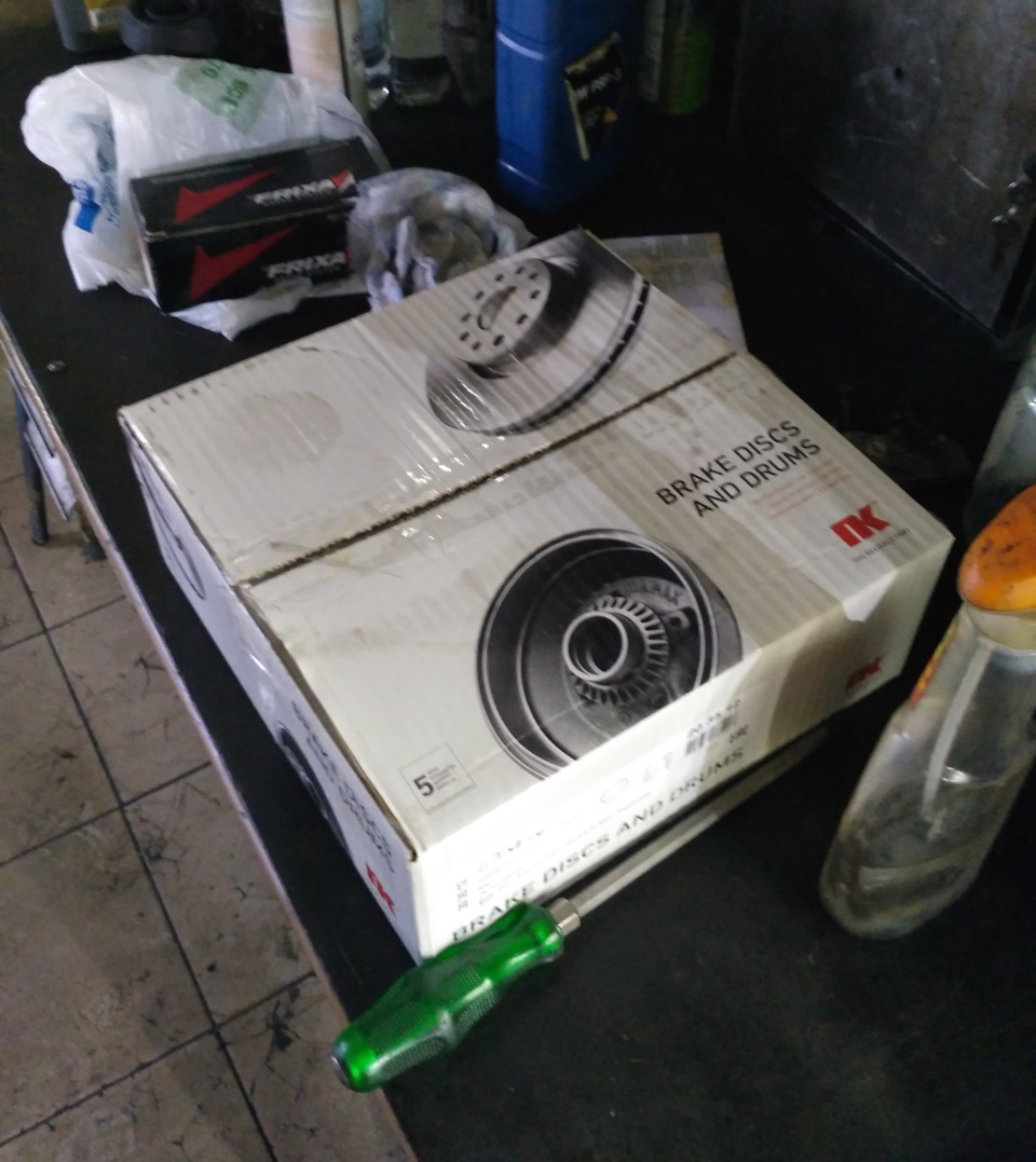 Замена передних колодок и дисков ( совместимость ) — KIA Cerato (1G), 1 ...