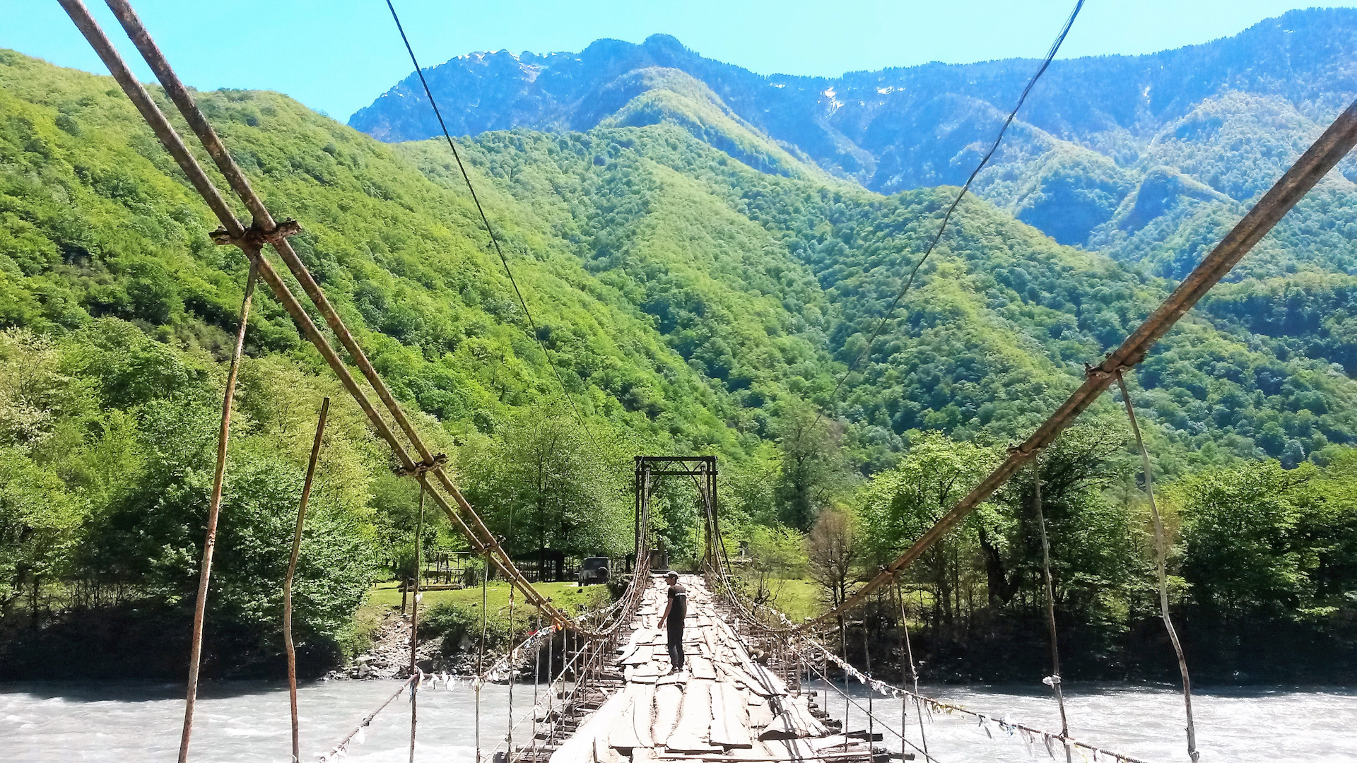 Висячий мост Абхазия Бзыбь
