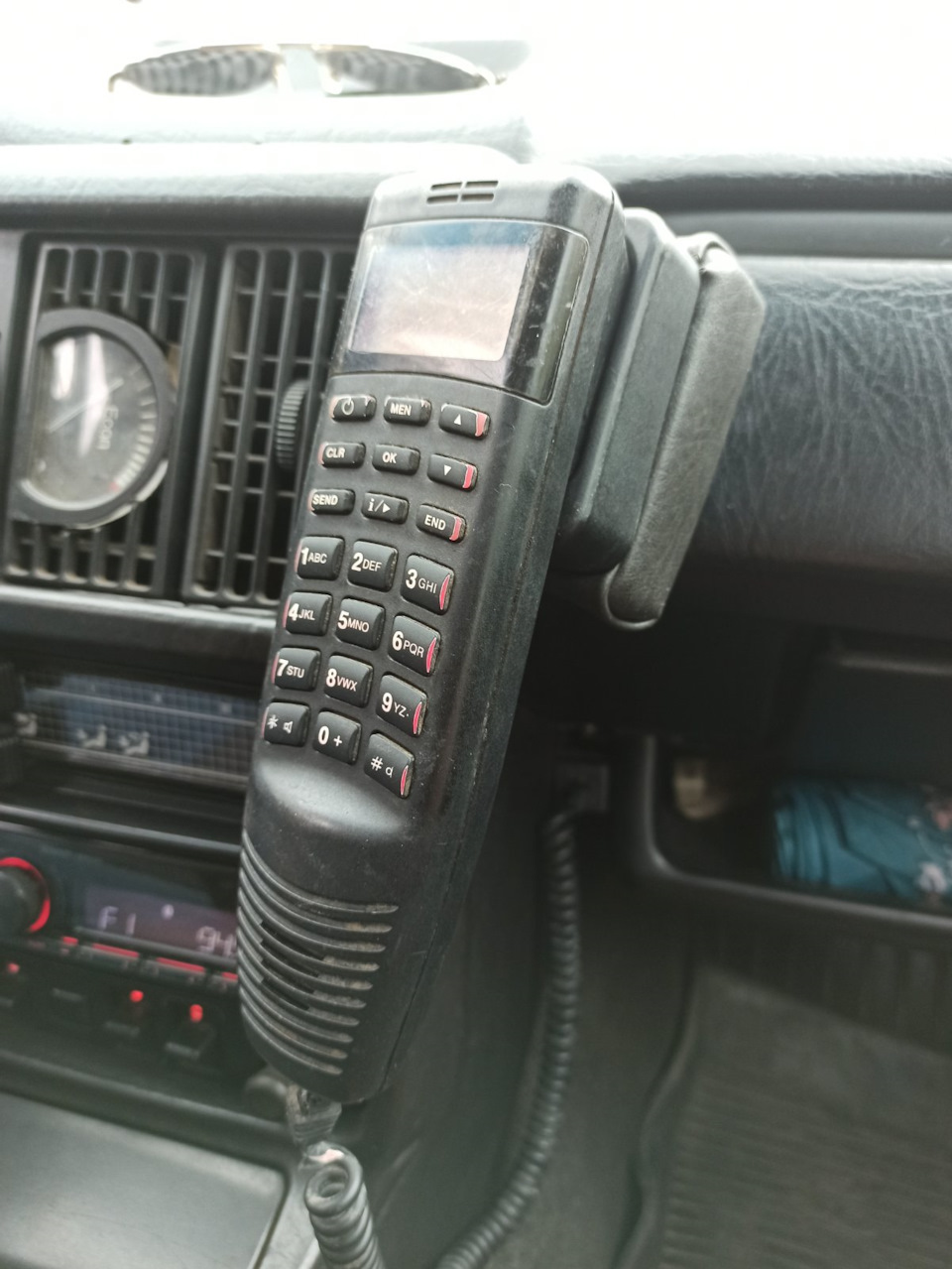 Audi Telefon или Алло гараж ! — Audi 100 (C3), 1,8 л, 1985 года |  аксессуары | DRIVE2