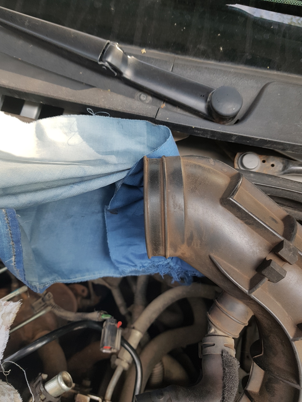 Чистка дроссельного узла — Lada Калина 2 универсал, 1,6 л, 2014 года ...