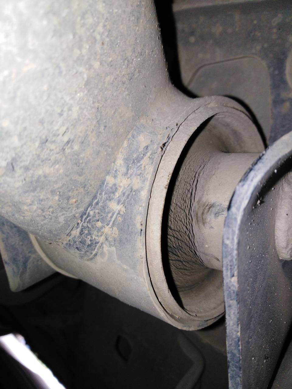 Сайлентблоки балки. — Chevrolet Aveo Sedan (1G), 1,4 л, 2010 года ...