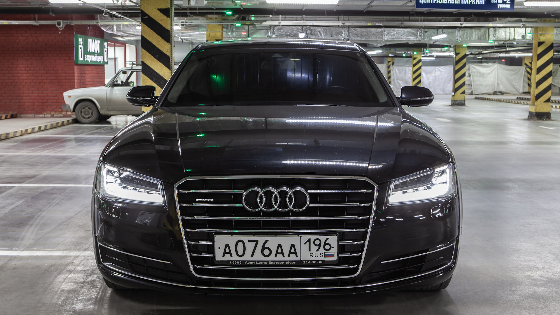 Audi A8 (D4) 3.0 бензиновый 2014 | 