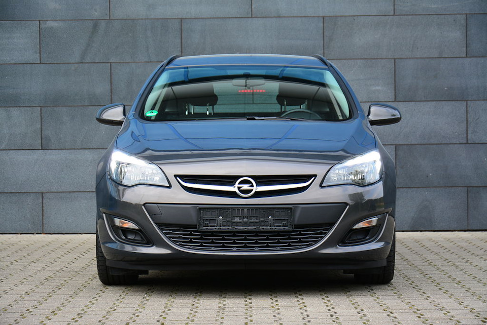 Astra j cdti. Opel Astra j 2013. Opel Astra 1.7 CDTI. Опель p1101.