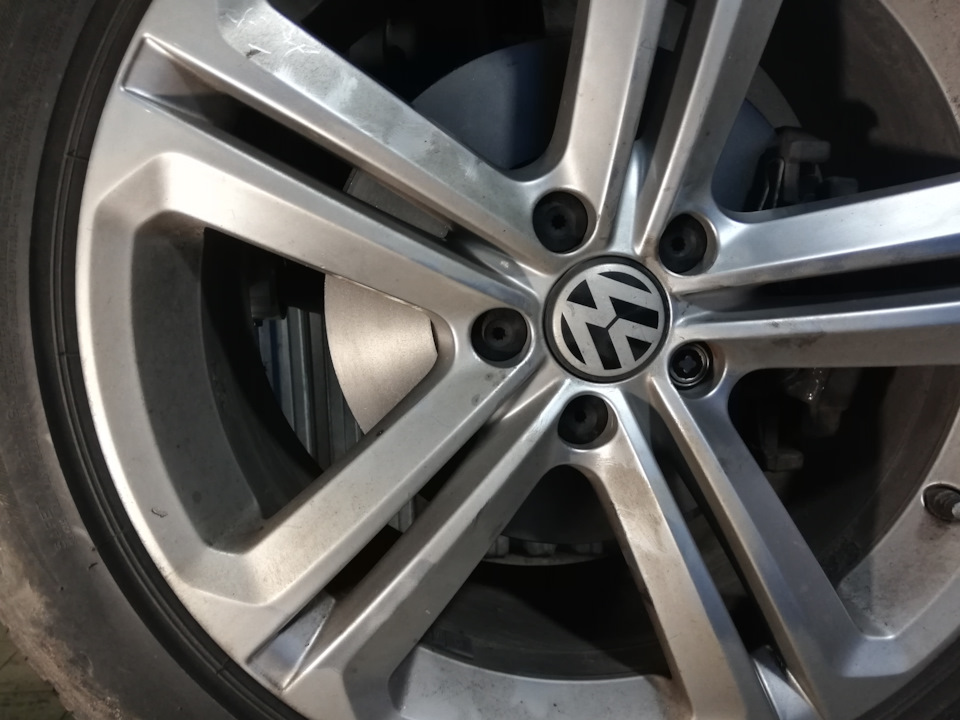 Фото в бортжурнале Volkswagen Tiguan (1G)