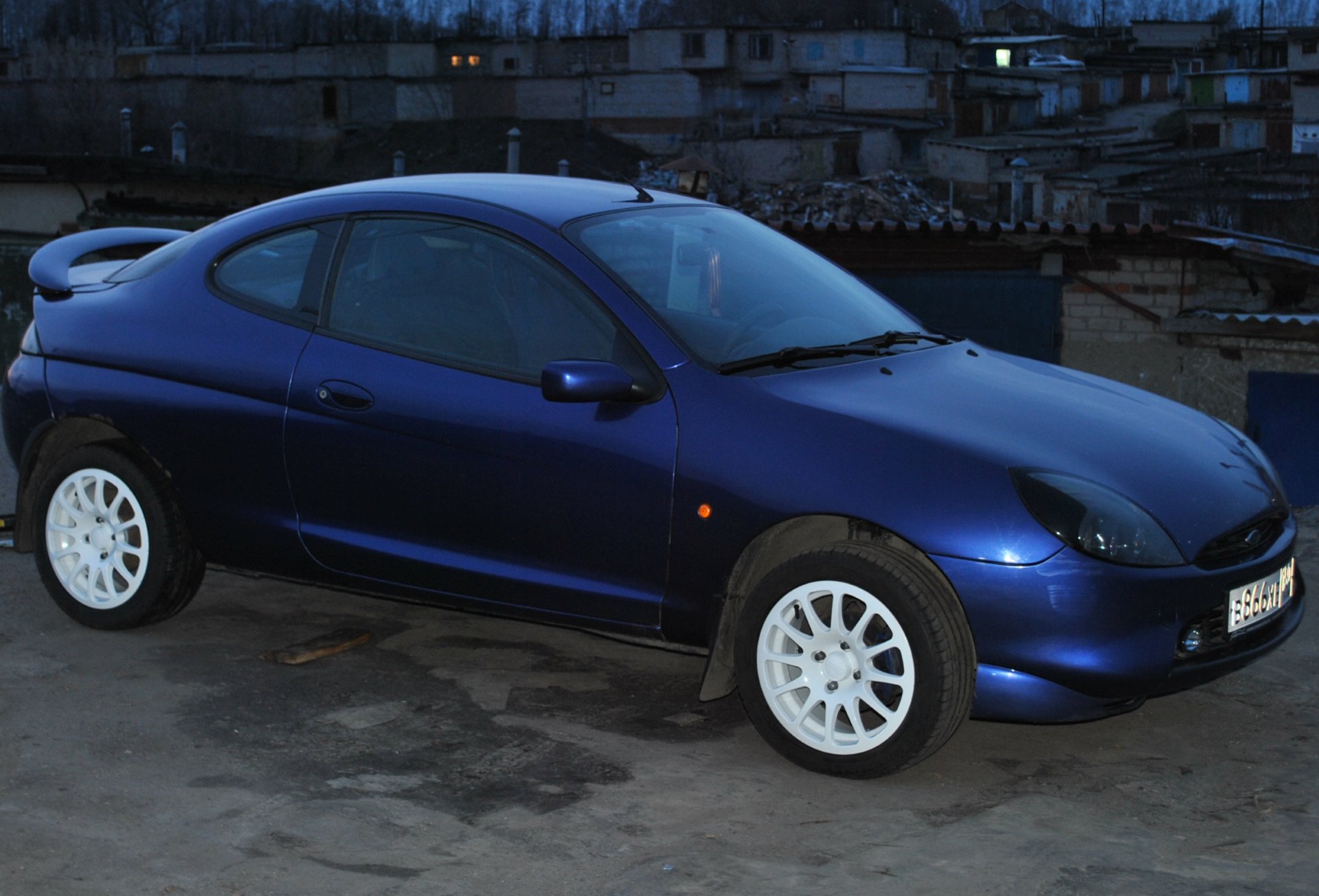 Шины ford puma. Ford Puma 1998. Ford Puma 1997. Форд Пума 1998. Форд Пума 1998 1.7.