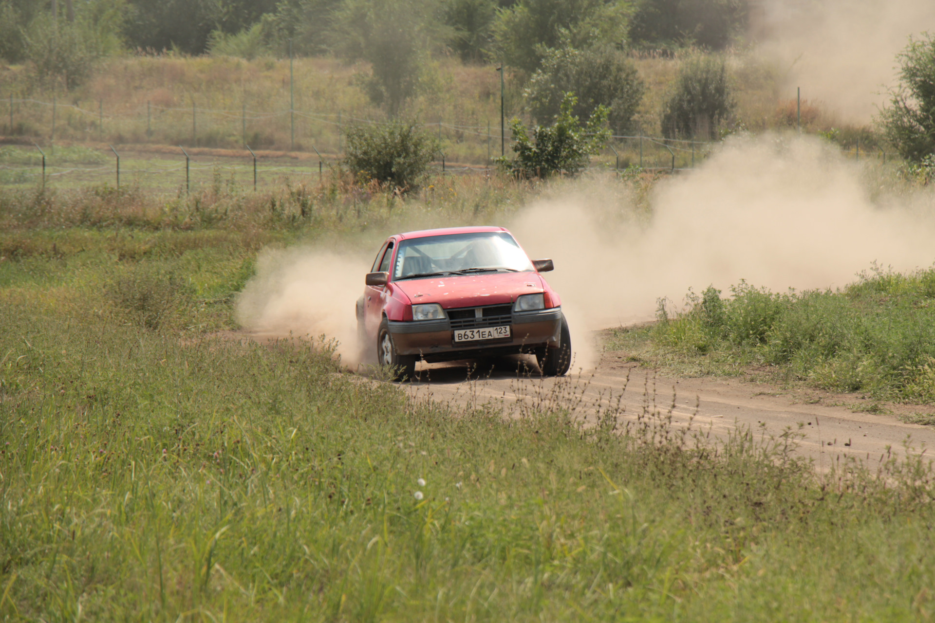 Ауди на бездорожье. Opel Kadett off Road. Audi Offroad. Опель кадет на бездорожье. Ауди оффроуд из тик тока.