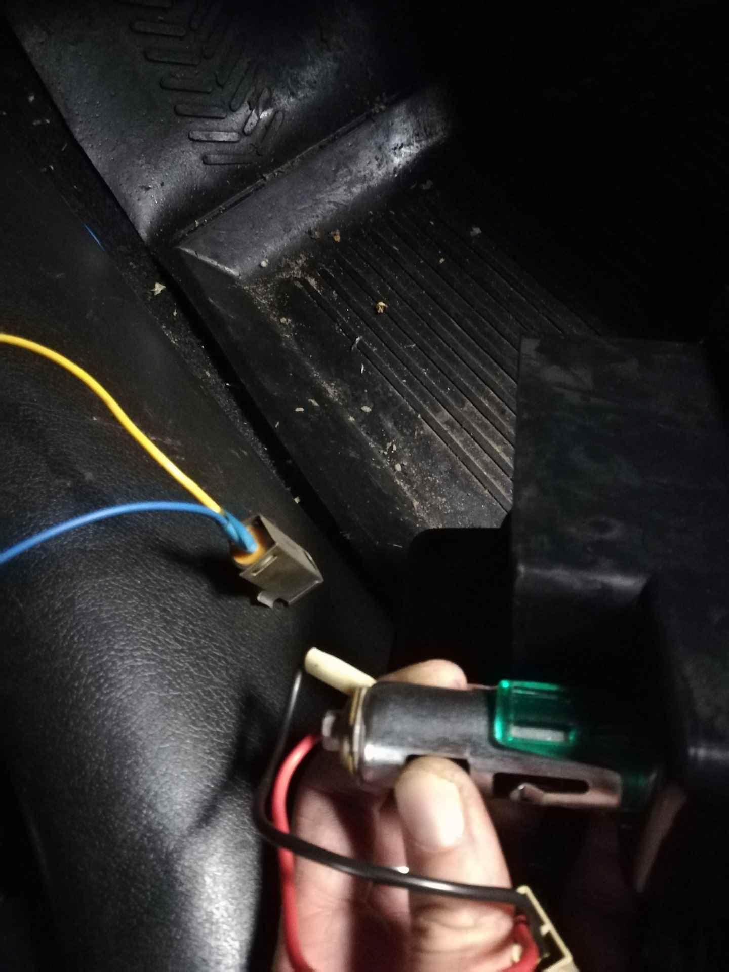 Как правильно поднять стекло — ГАЗ 3110, 2,5 л, 1998 года | своими ...