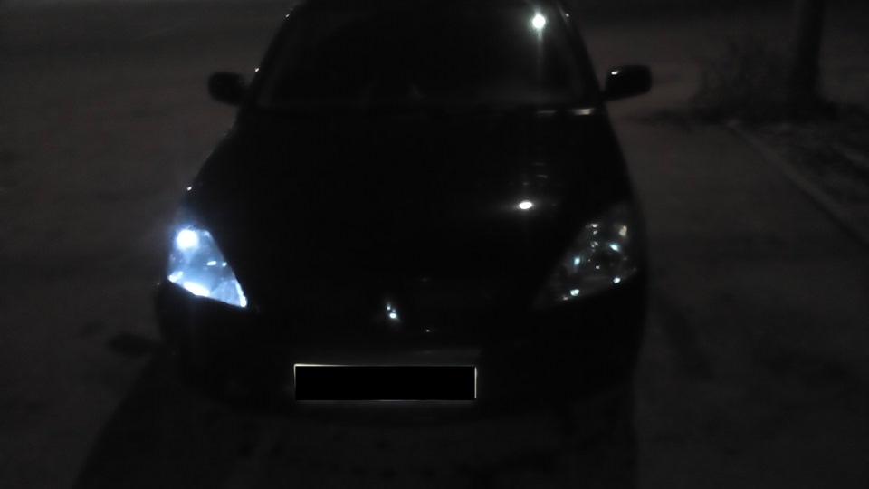 Перегорела лампочка переднего габарита — Mitsubishi Lancer IX, 1,6 л ...