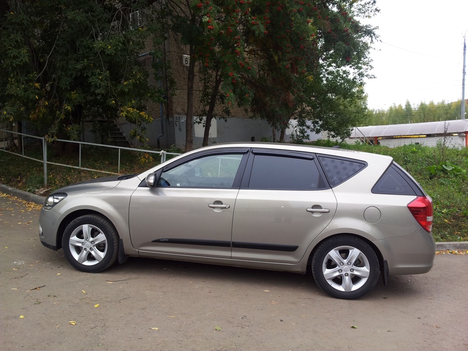 Как снять рейлинги на киа сид Фото кеда без рейлингов - KIA Ceed SW (1G), 1,6 л, 2011 года просто так DRIVE2