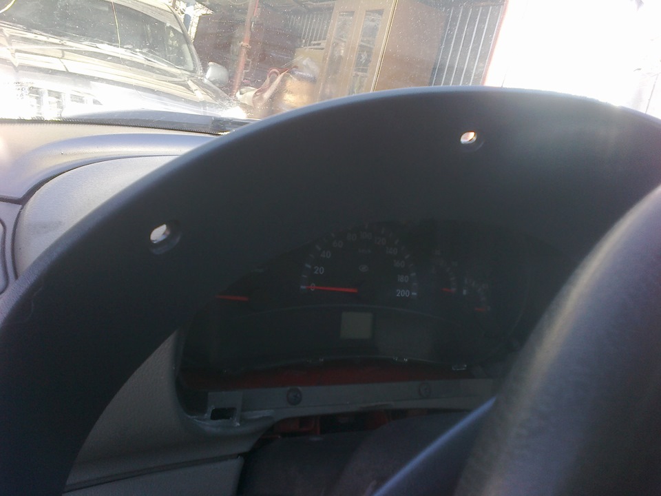 Замена ламп приборной панели — Lada Калина седан, 1,6 л, 2006 года ...