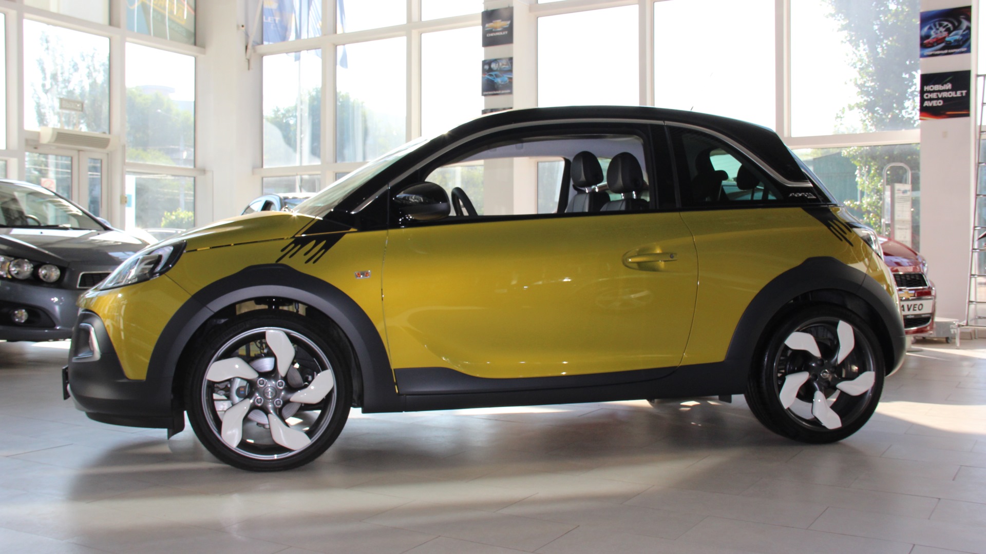 Opel Adam Rocks