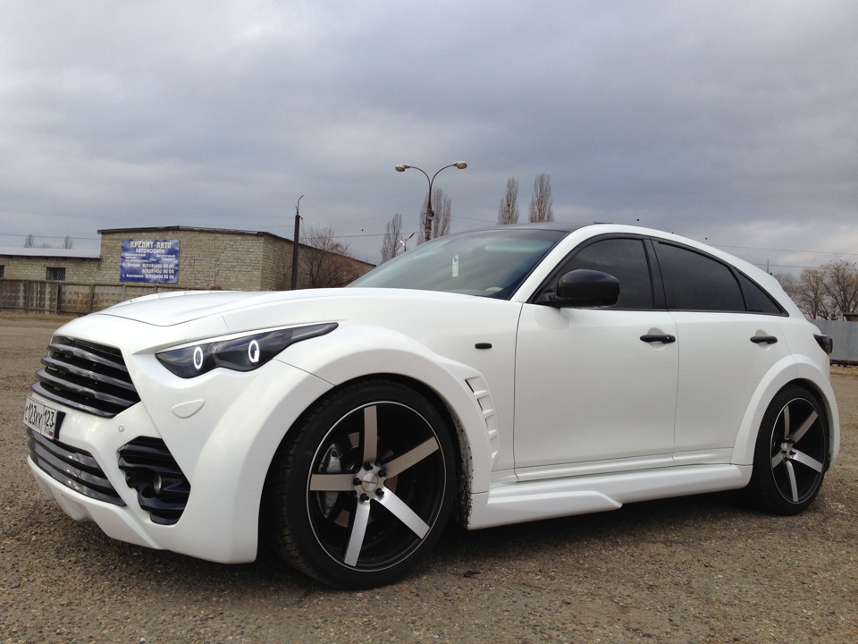 Infiniti FX s50 Tuning