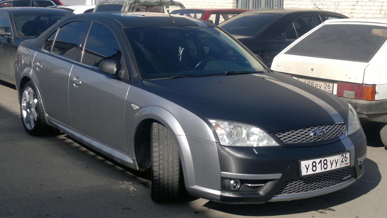 Ford Mondeo st220