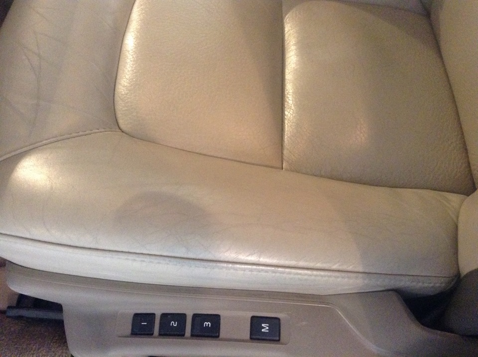 Средство по уходу за кожей сидений. — Volvo S80 (2G), 2,5 л, 2008 года ...
