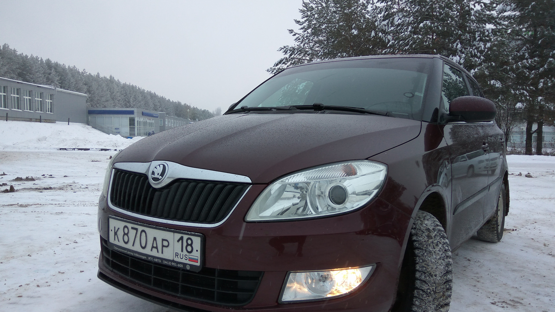 Skoda Fabia Mk2 1.4 бензиновый 2013 | 