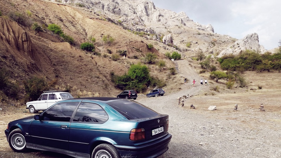 BMW 3 series Compact малявка