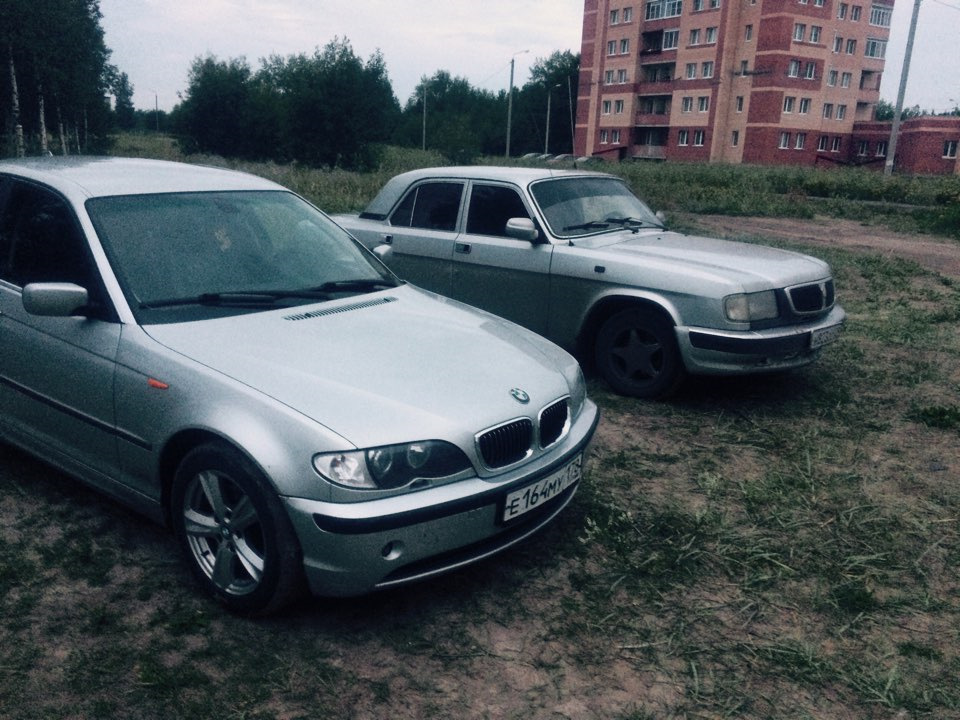 Ну и парная фото моих ласточек😊 — BMW 3 series (E46), 2,2 л., 2003 года ...