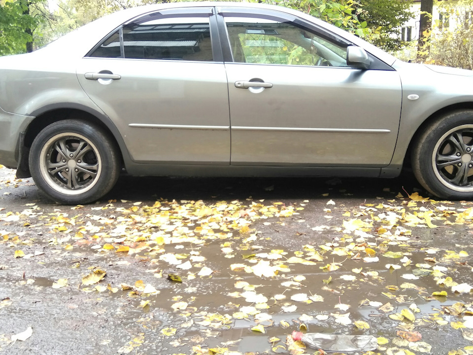 Покраска жидкой резиной порогов — Mazda 6 (1G) GG, 1,8 л, 2004 года ...