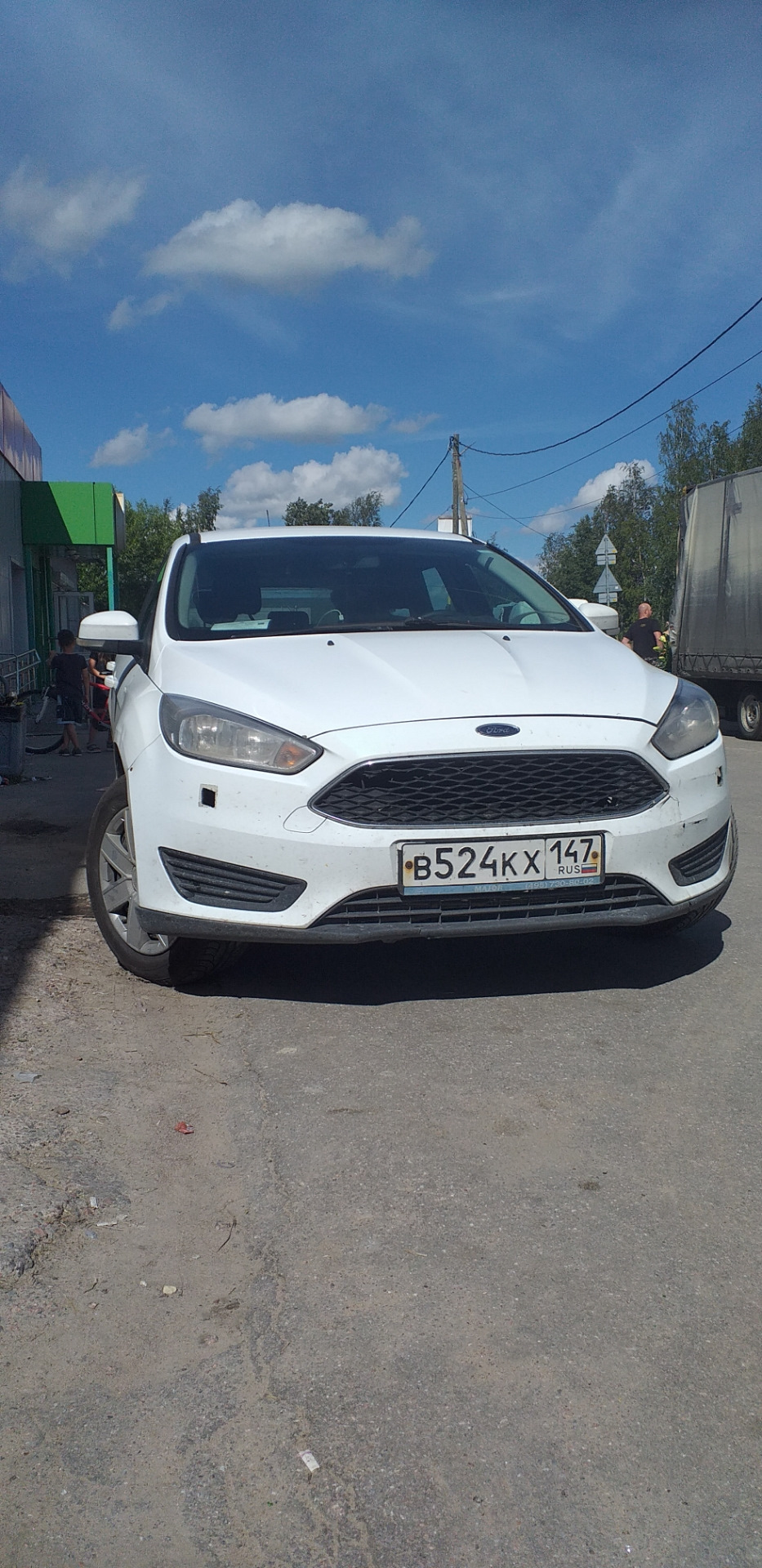 37 — Шины Uniroyal Rain Expert на перед — Ford Focus III Wagon, 1,6 л, 2017  года | шины | DRIVE2