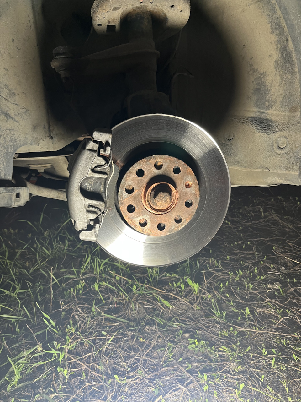 Улучшение передних тормозов. — Audi 100 (C4), 2,6 л, 1992 года | тюнинг ...