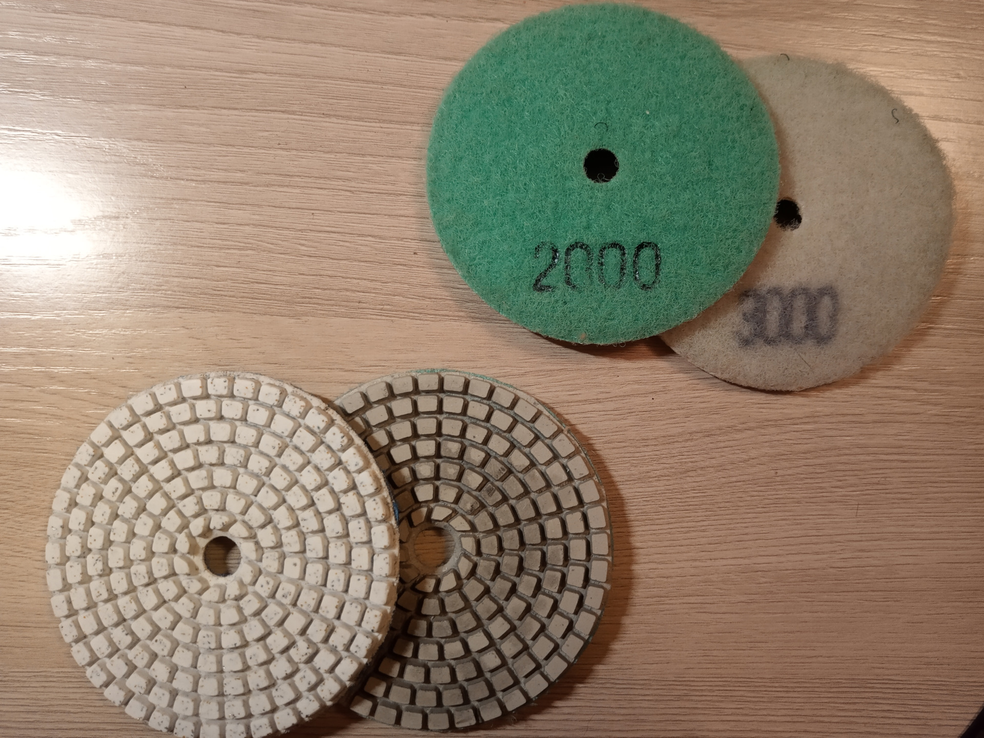 Ставим линзы (часть 2). Шлифовка стекла фары — Volvo 440, 1,7 л, 1991 ...