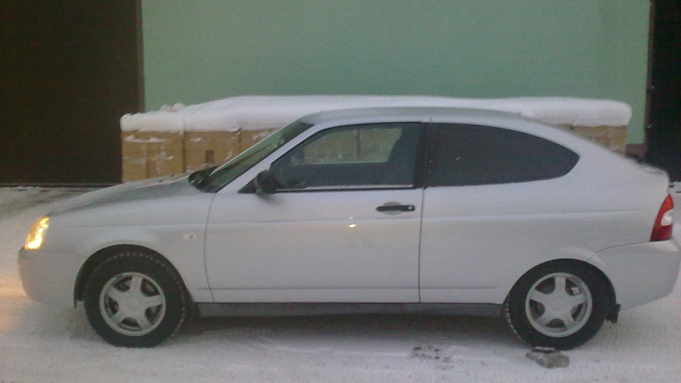 зеркалло — Lada Приора Купе, 1,6 л, 2010 года | ДТП | DRIVE2