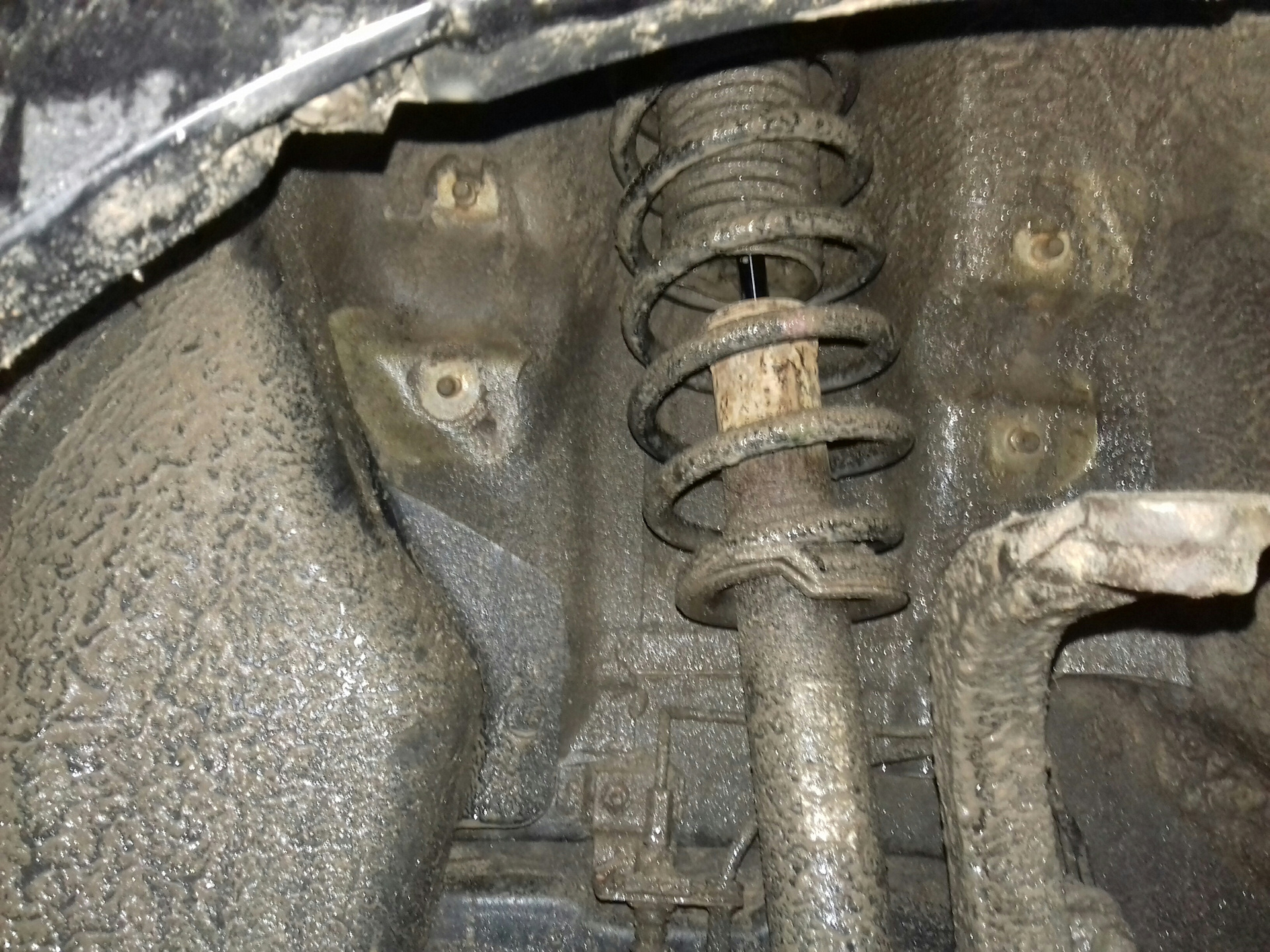 Шаровая заднего верхнего рычага — Chevrolet Epica, 2 л, 2008 года ...