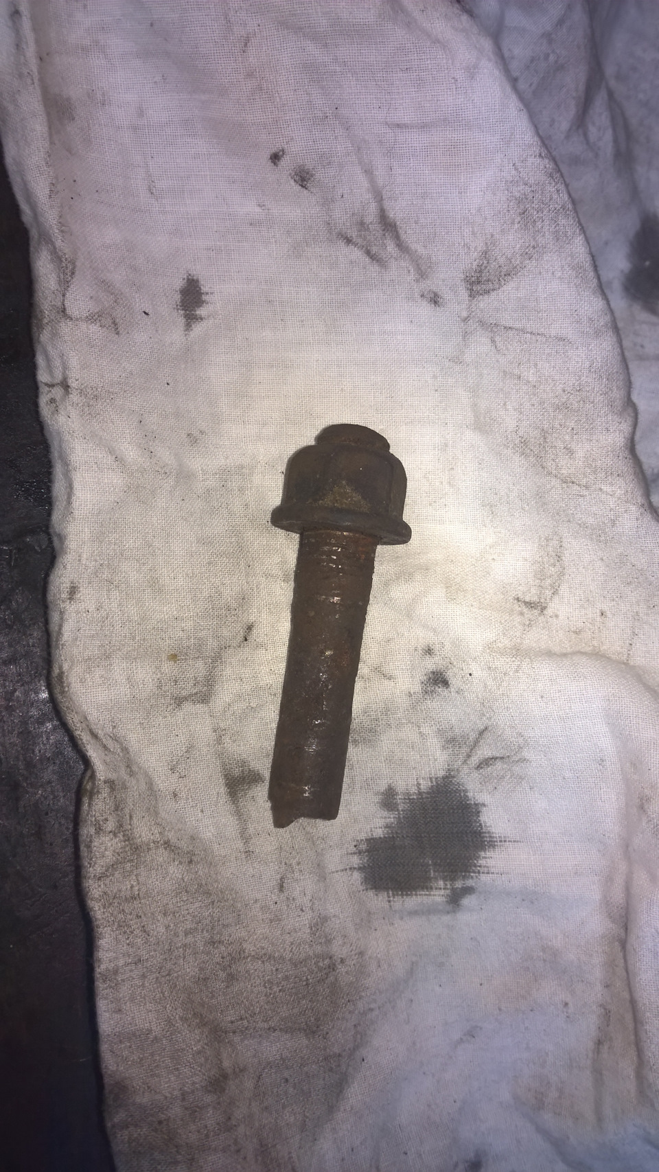 14. Болт тяги сломан — Toyota RAV4 (III), 2 л, 2006 года | визит на ...