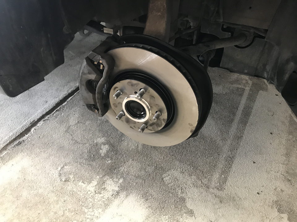 Замена тормозных дисков. Биения руля. — Lexus IS II, 2,5 л, 2007 года ...