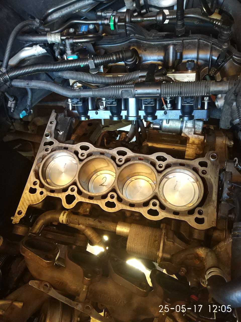 Фото в бортжурнале Opel Astra J. Запчасти на фото: 051712