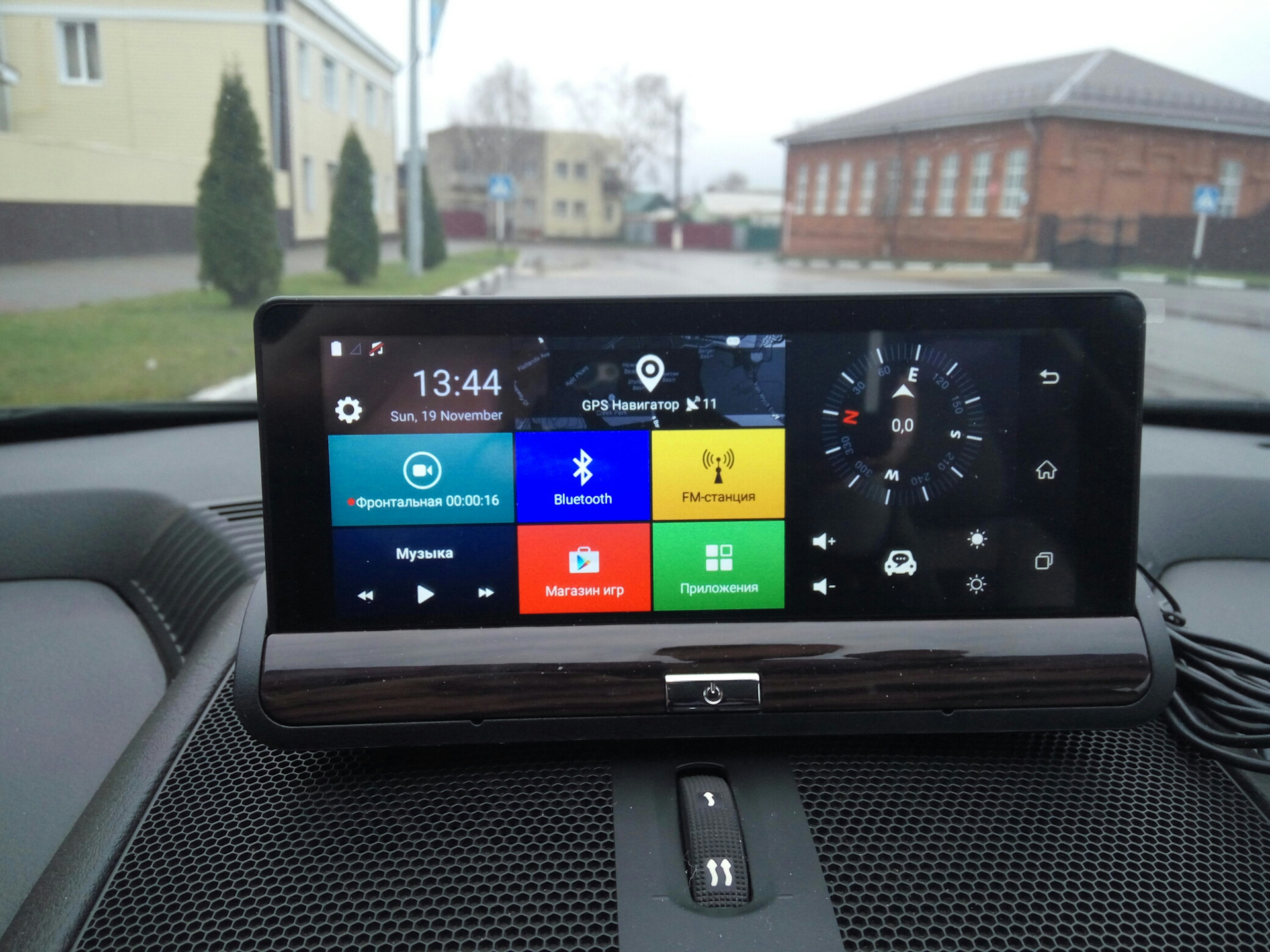 Xcdvr2. Магнитола с функцией кругового обзора. Магнитола с видеорегистратором и камерой. Регистратор для андроид магнитолы. Pioneer с дисплеем.