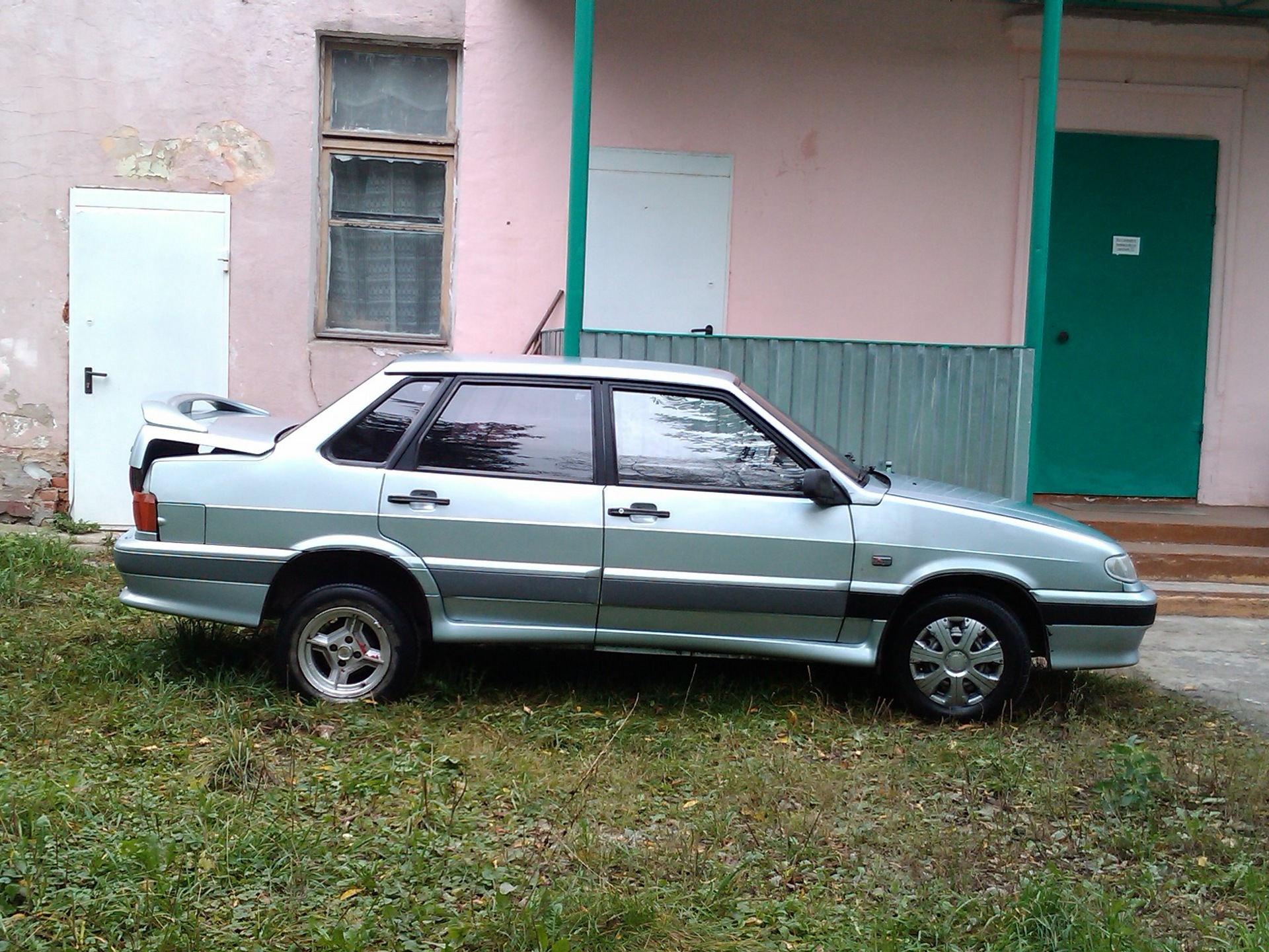 Накладки на пороги — Lada 2115, 1,5 л, 1998 года | запчасти | DRIVE2