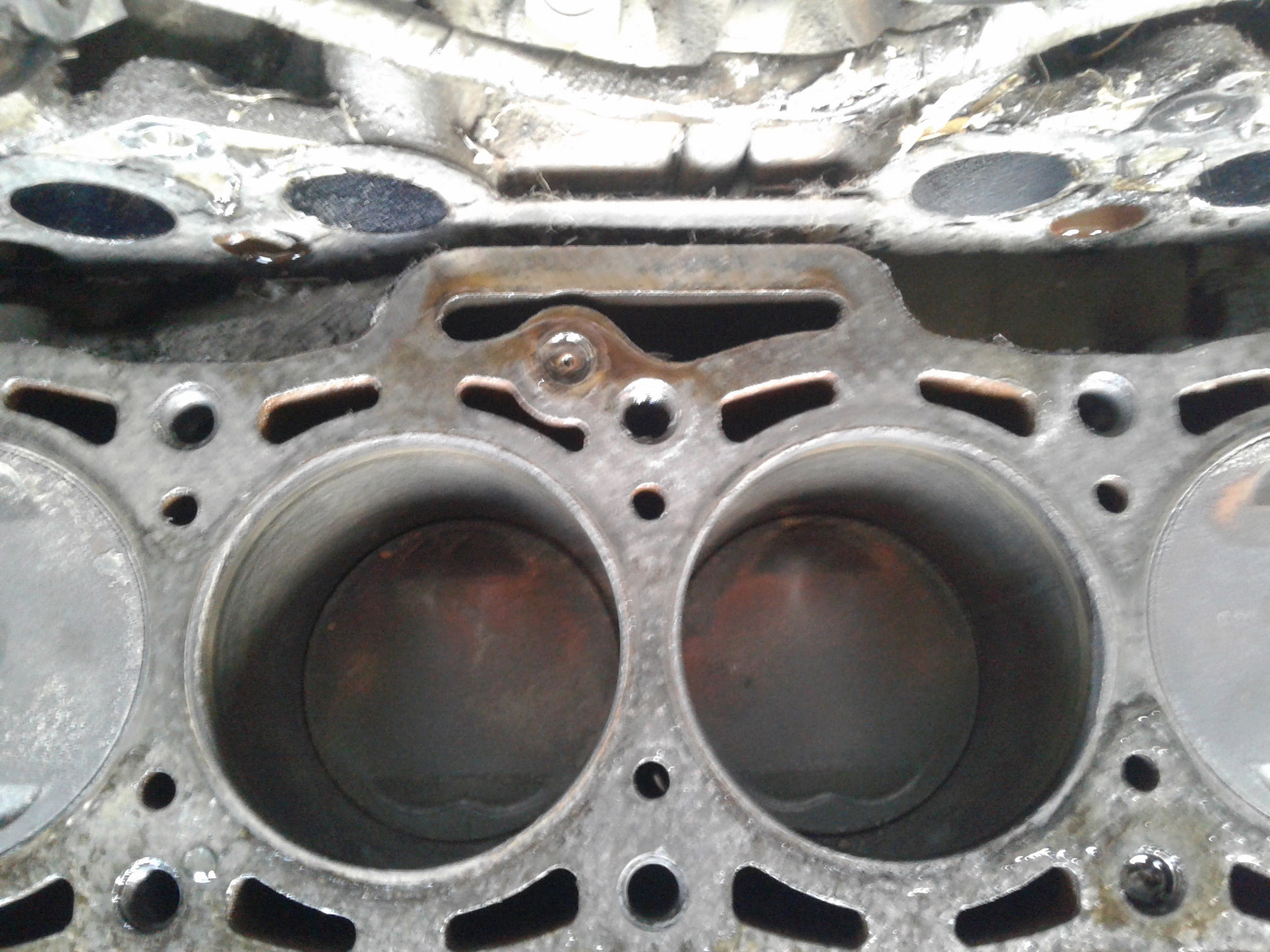 Блок ауди 100 2,0. Шлифовка гбц ваз 2107. Audi aad гбц. Гбц на опель кадет 1. Головка блока цилиндров м43.