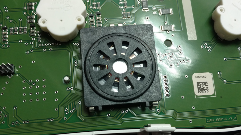 А вот те на! — Lada Vesta SW Cross (1G). Запчасти на фото: 3801101