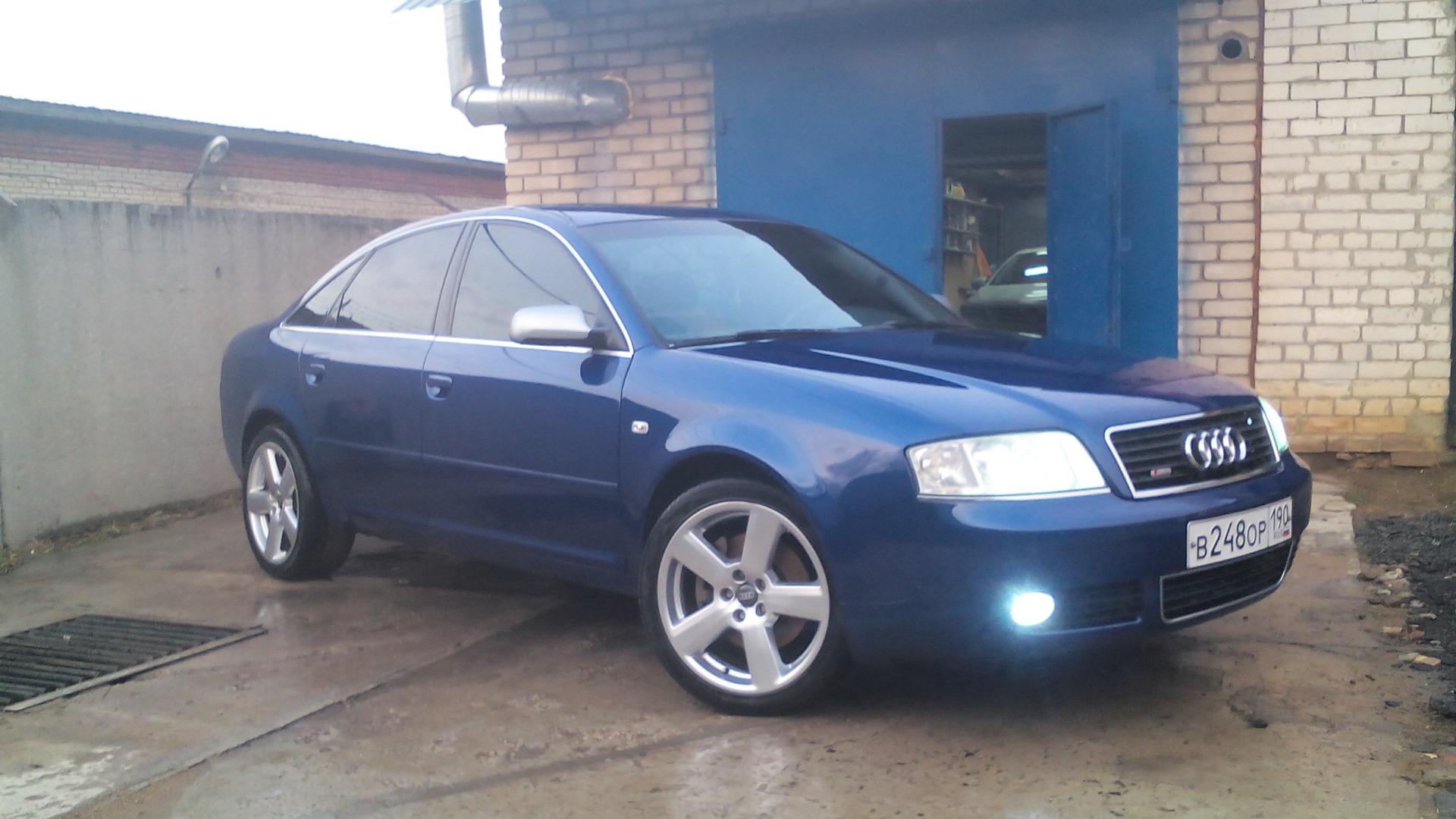 Audi A6 (C5) 3.0 бензиновый 2002 | Голубой перламутр 3.0 на DRIVE2