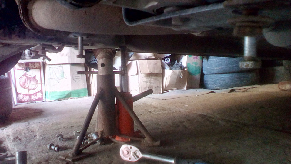 Рулевая рейка — снятие, осмотр, ремонт — Chery M11, 1,6 л., 2010 года ...